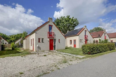 Rückzugsort am See mit Garten in Ewijk