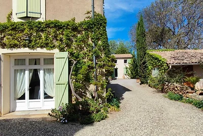 Geräumiges Ferienhaus mit privatem Pool und...