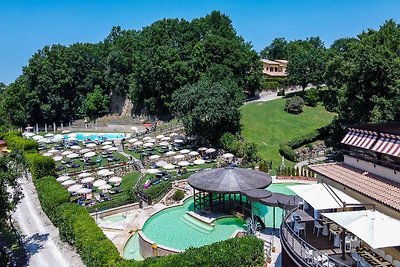 Schönes Ferienhaus in Sorano mit Pool