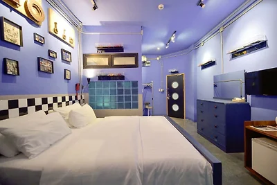 Premier Deluxe Double | Chic Comfort Awaits