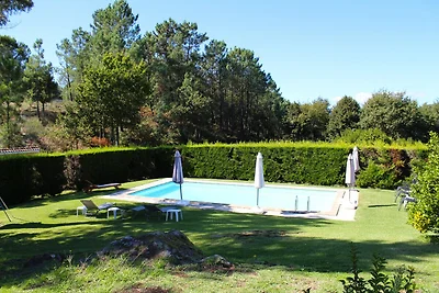 Eccellente Cottage a Santa Comba con Piscina