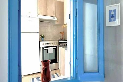 Paros Suite mit Balkon und Parkplatz