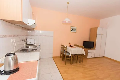 Apartments Mastelić - One Bedroom Apartment w...