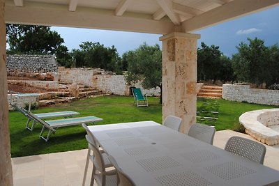 Trullo Amato mit Privatpool bei Cisternino