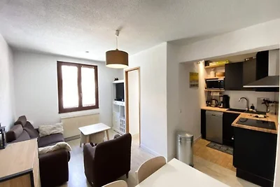 06cc: Valberg Apartment Heart of Station