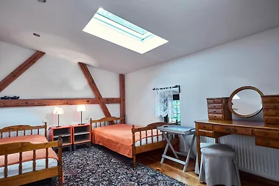 Geräumiges Ferienhaus, Pool, Sauna, Whirlpool