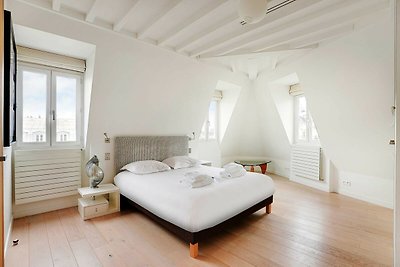 Designer-Loft – Rue Faubourg St Honoré –...