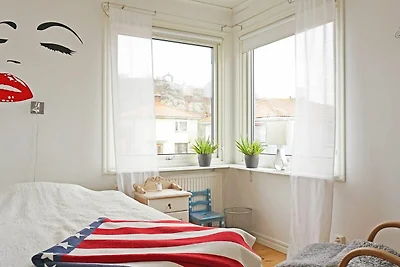 8 persone case ad LYSEKIL