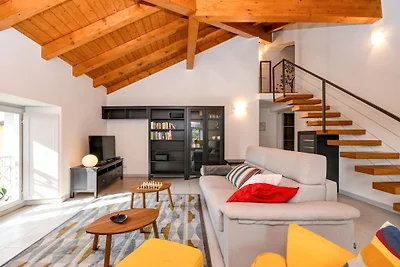 Apartament wakacyjny w Salò z basenem