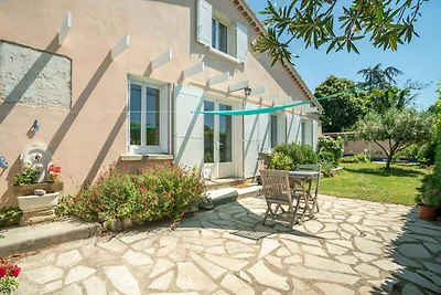 Casa vacanze con giardino e vasca...