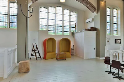 Einzigartige Villa in Rinsumageest mit Sauna