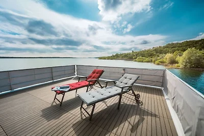 Hausboot in Mücheln mit Schwimmbecken