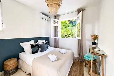 Villa a Saint-François con vista sul campo da...