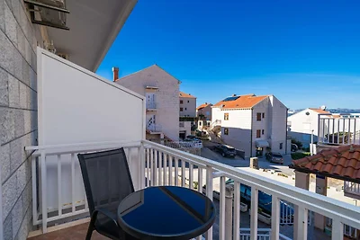 Apartments Senjo - Studio Apartment with Balc...
