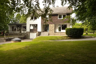 Luxus-Ferienhaus mit Sauna in der Nähe des Wa...