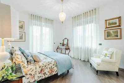 3 Schlafzimmer Wohnung in Lucca