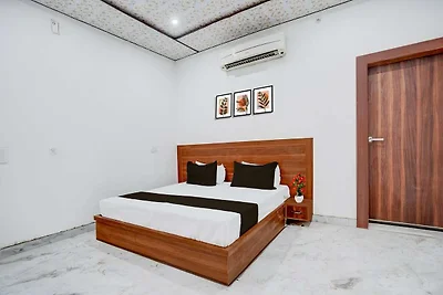 Hotel O Sikandra vicino alla tomba di Akbar