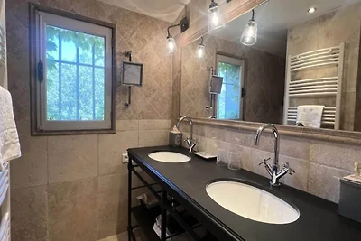 Case e Ville per 10 Persone