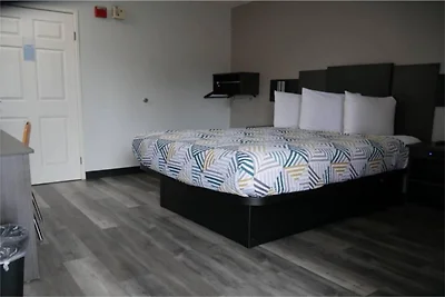 1 tweepersoonsbed (queensize) | NS | Keuken