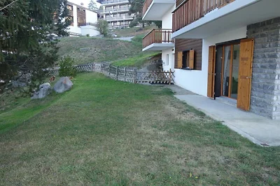 Angenehme Wohnung mit Terrasse in Hügeln