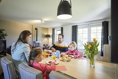 Villa met sauna en bubbelbad in Limburg