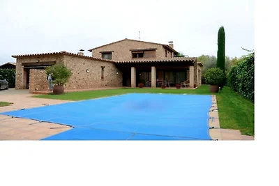 Villa a Peratallada con piscina privata