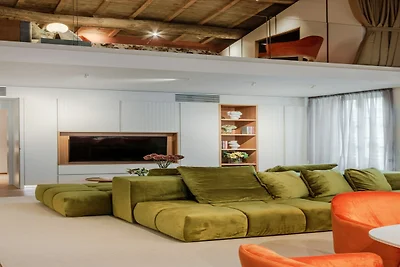 Attico a Lucca con vista sul teatro