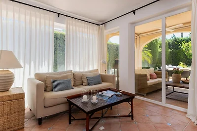 Villa in Los Monteros vlakbij het strand van...