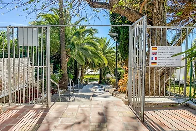 Appartamento con accesso privato alla...