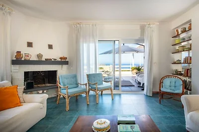 Seaview Villa In Mongerbino