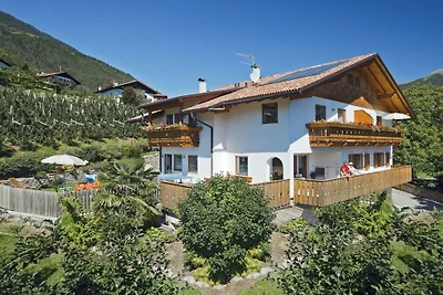 Appartamento per vacanze a Kuens con barbecue