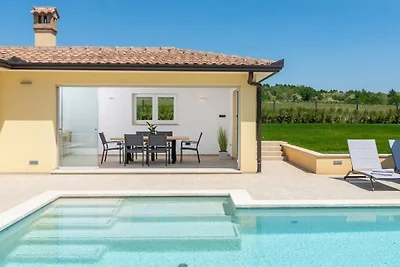 Mateo with Private Pool