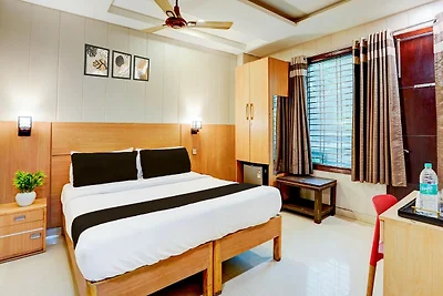 Super Hotel O Rohini Sector 24