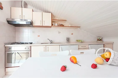 Apartments Lili Two Bedroom Apartment Sea Vie...