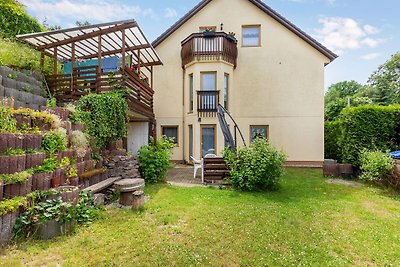 Wohnung in Dresden mit Pool im Garten