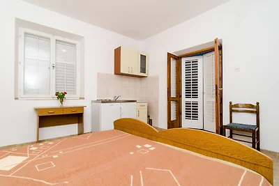 Appartamento con balcone e vista mare