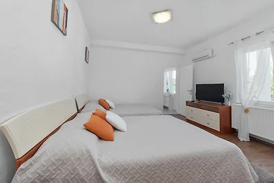 Bella casa vacanze a Neorić con piscina...