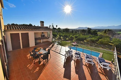 Haus in der Nähe von Muro mit Pool und Grill...