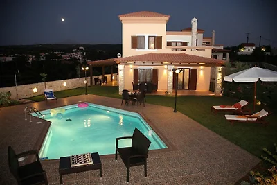 Villa in Skouloufia mit Pool und Aussicht