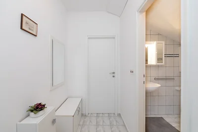 Villa Supetar Garden - Standard Two Bedroom A...