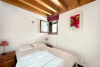 Apartment in Les Carroz mit Bergblick