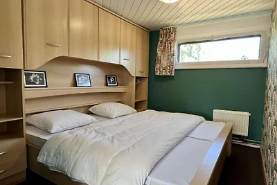 Möblierter Bungalow mit Garten