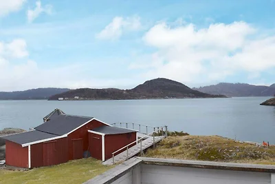 6 Personen Ferienhaus in Sandhornøy