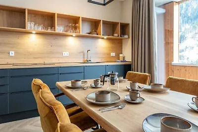 Elegante appartamento con sauna, area sciisti...