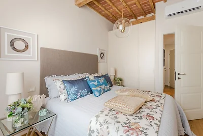 Lucca Apartment in Heart of Tuscany