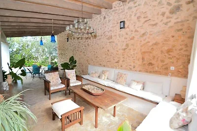 Haus in Llubá mit Pool und Grillplatz