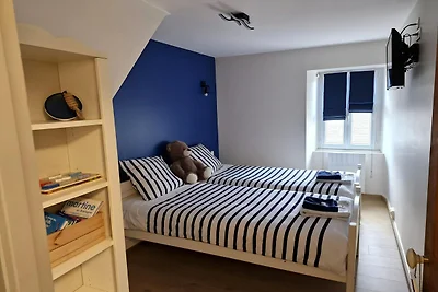 Guerlesquin-Dorfhaus mit Garten