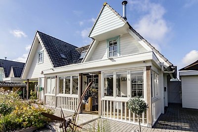 Schönes Ferienhaus mit privater Terrasse