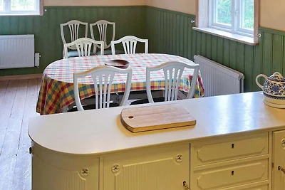 4 Sterne Ferienhaus in SVÄNGSTA