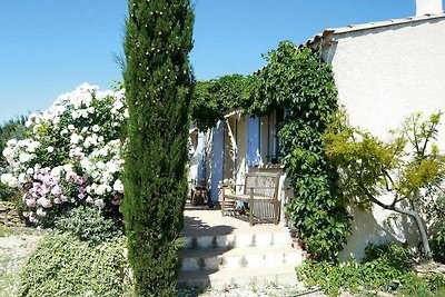 Charmantes Ferienhaus mit Garten und Privatpo...